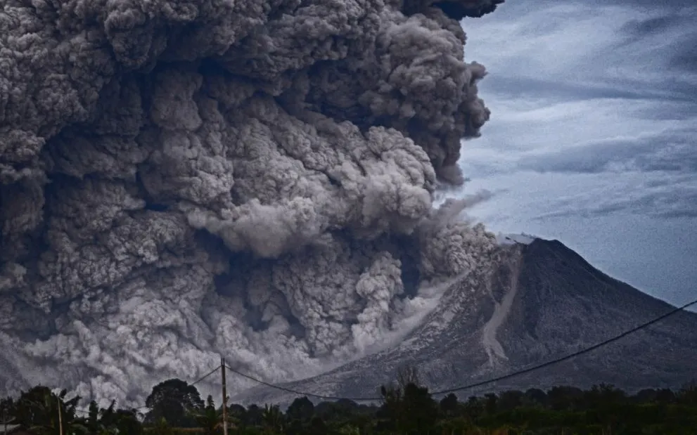 Sejarah Gunung Sinabung: Jejak Letusan dan Asal-Usulnya
